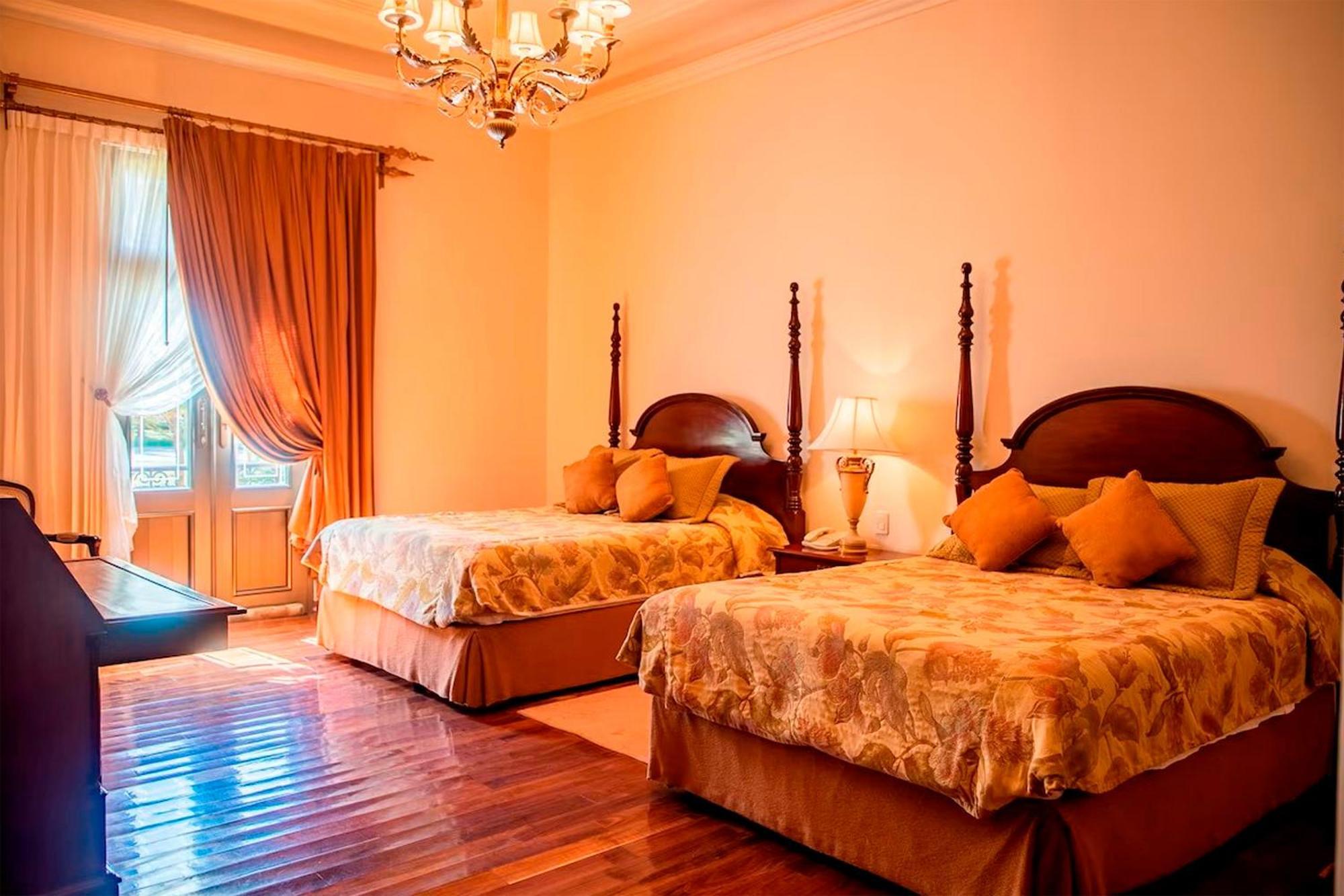 Hotel Real Hacienda Santo Tomas Colonia Gustavo Baz Prada Bagian luar foto