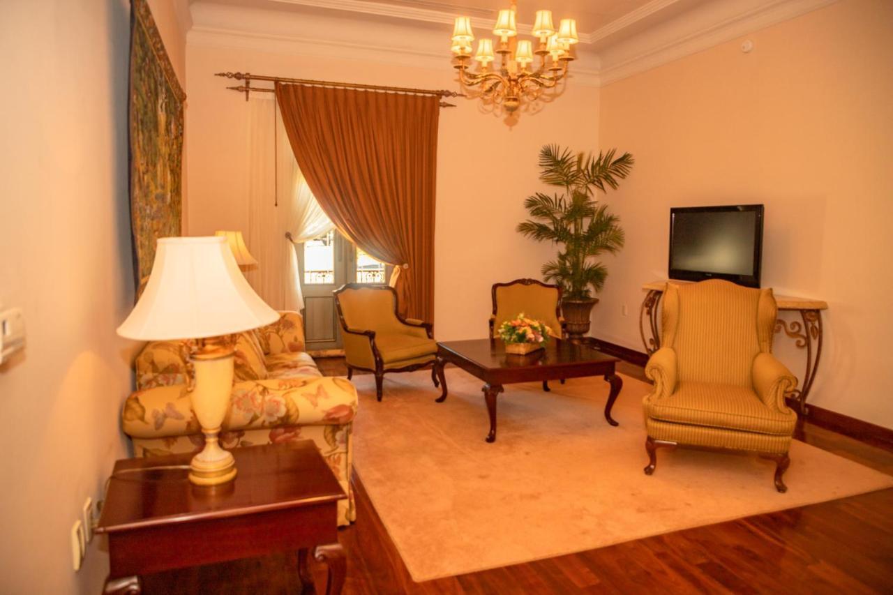 Hotel Real Hacienda Santo Tomas Colonia Gustavo Baz Prada Bagian luar foto
